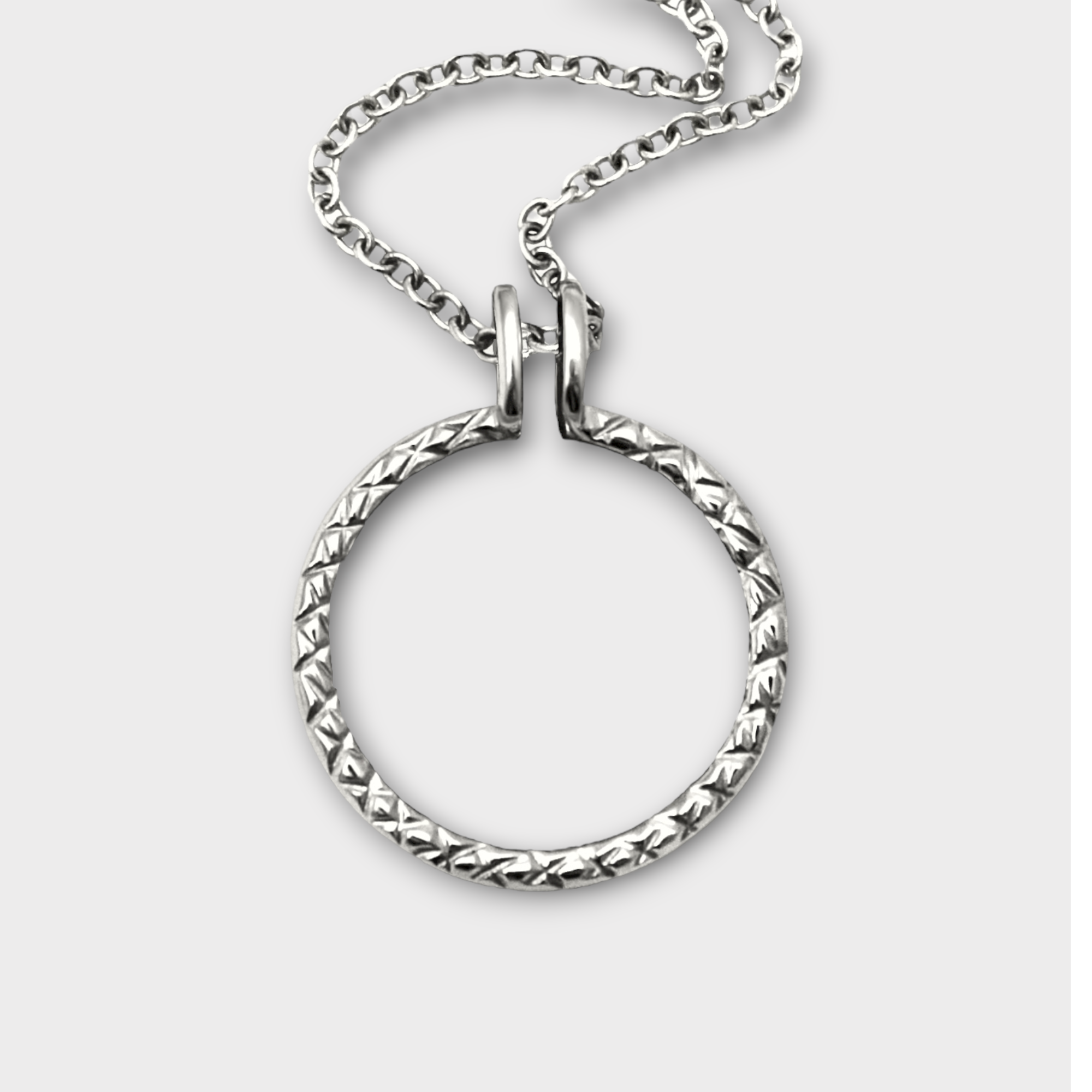 Laila Frame with Chain